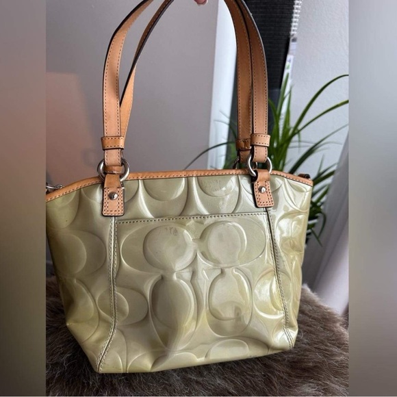 coach vintage customizable crossbody or shoulder bag!! - Picture 8 of 14